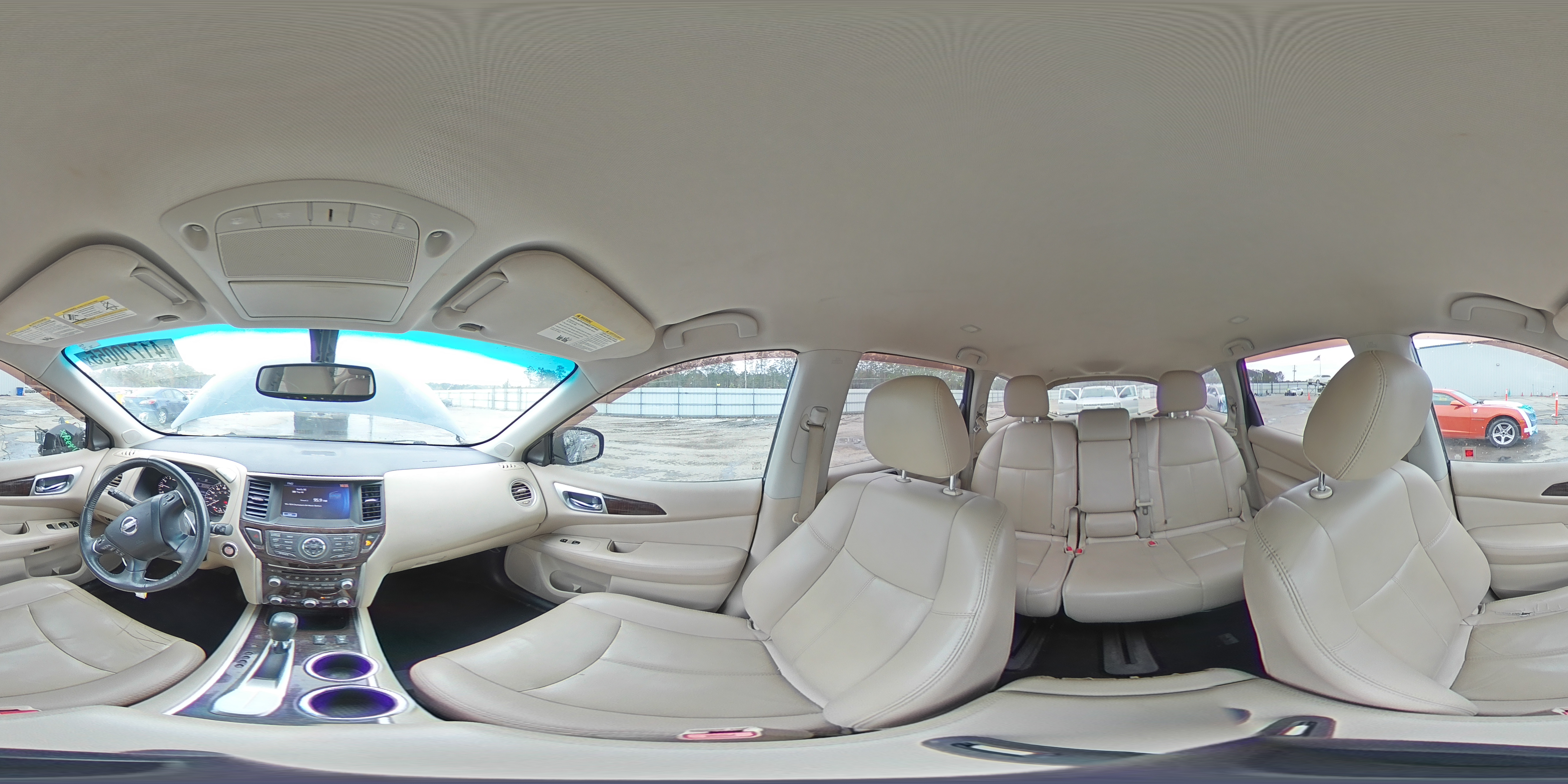 2016 Nissan Pathfinder - Image 16
