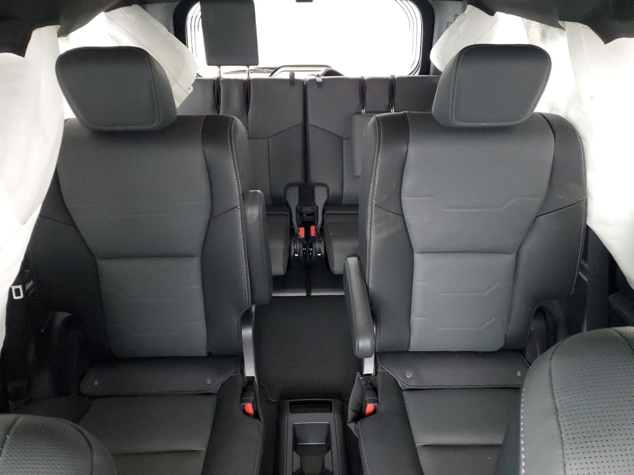 2024 Lexus GX - Image 10