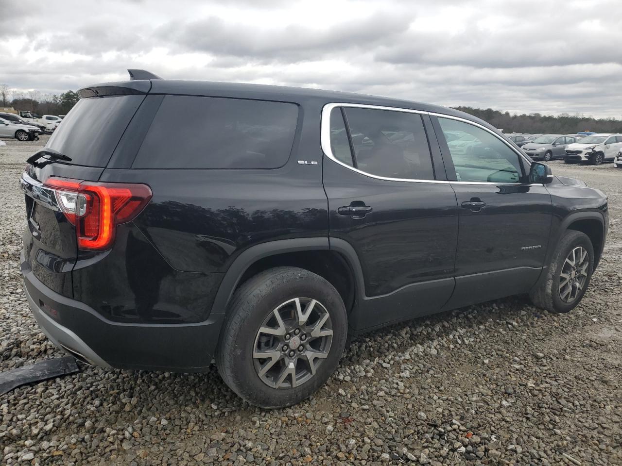 2022 GMC Acadia - Image 3