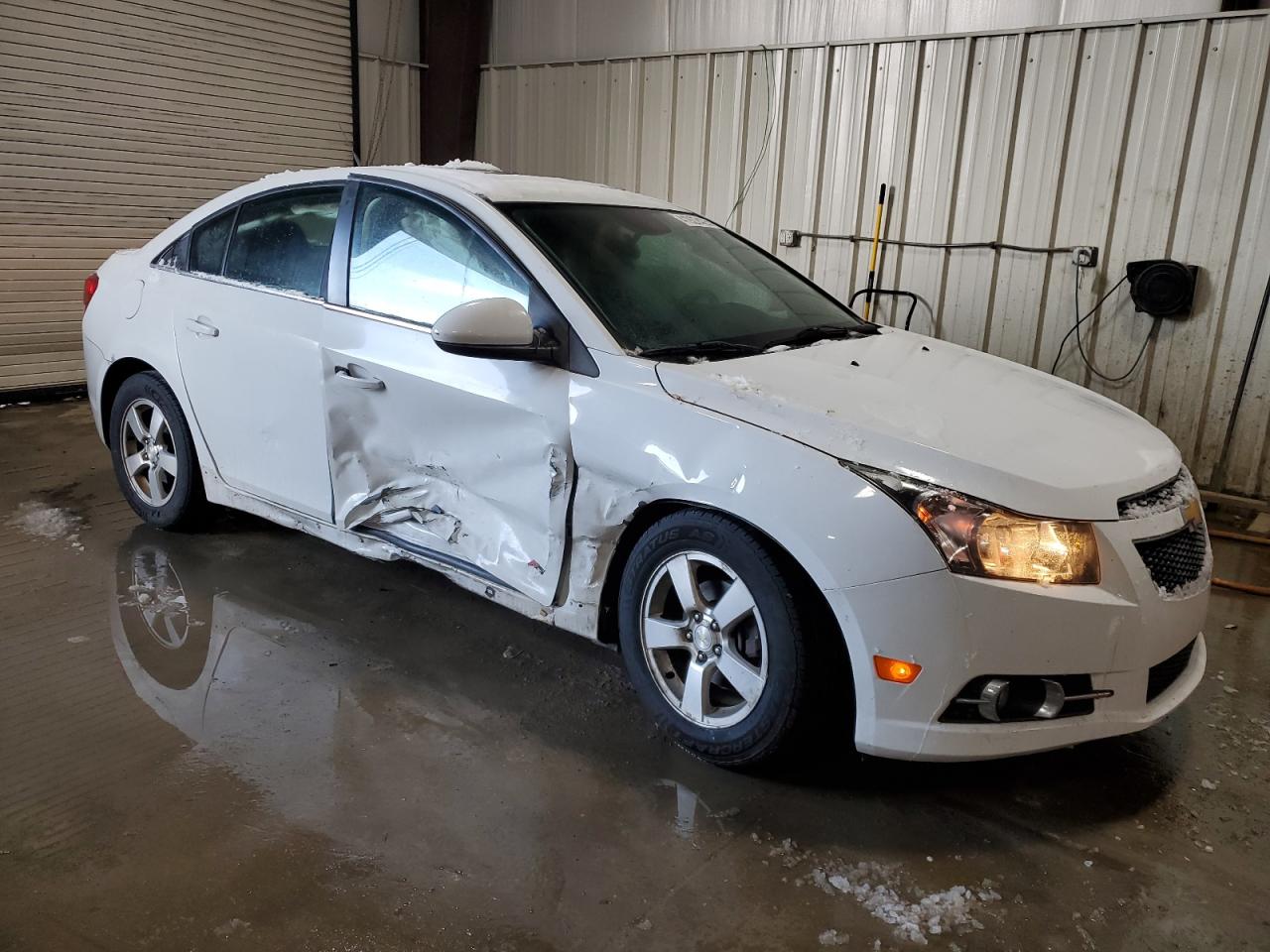 2014 Chevrolet Cruze - Image 4