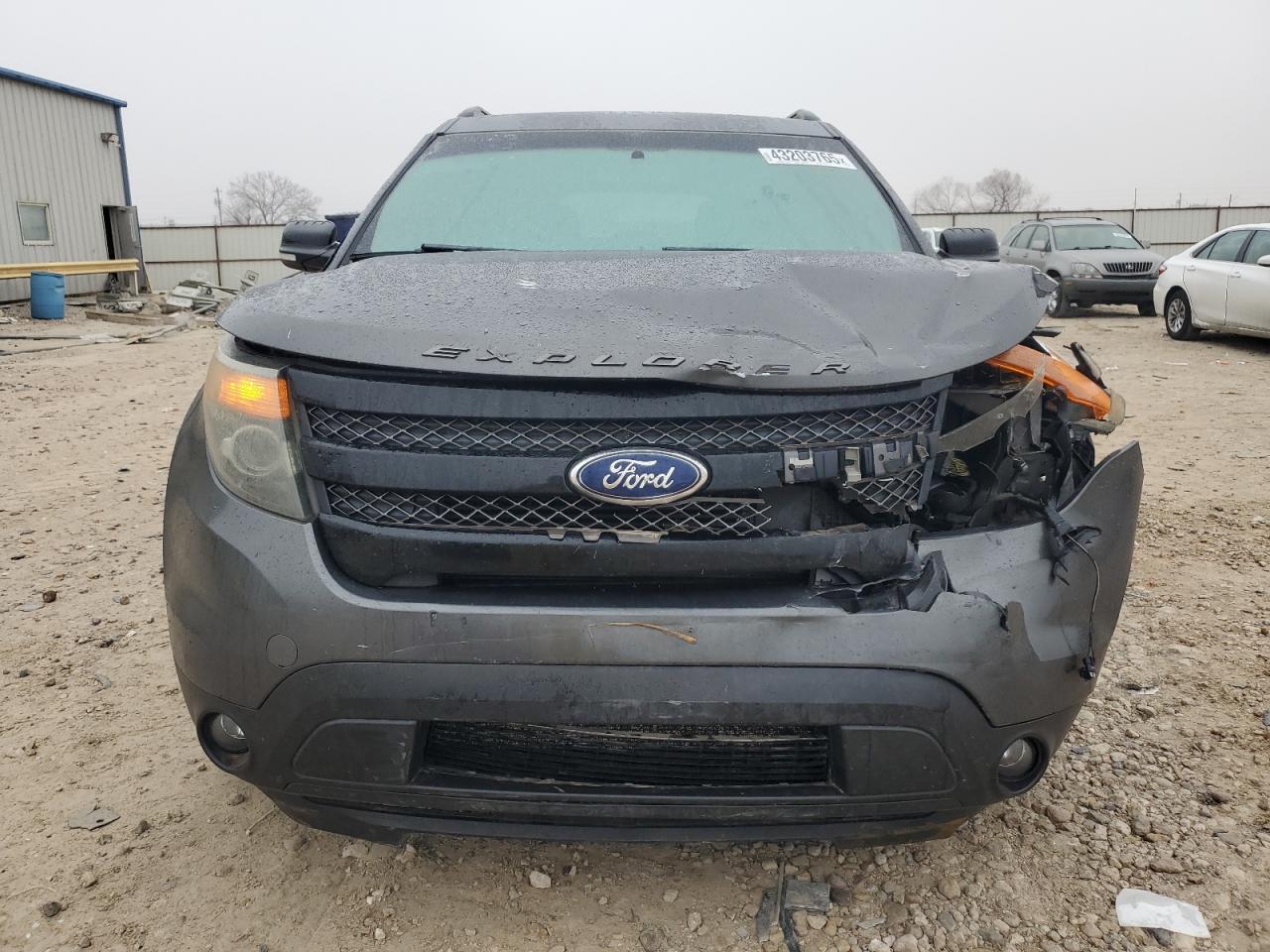 2015 Ford Explorer - Image 5