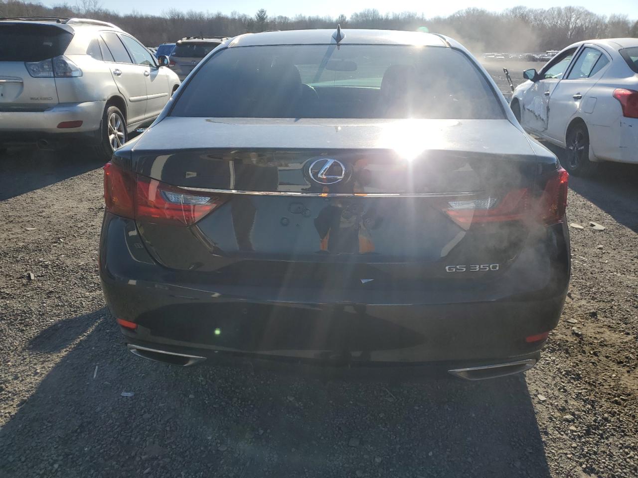 2015 Lexus GS - Image 6