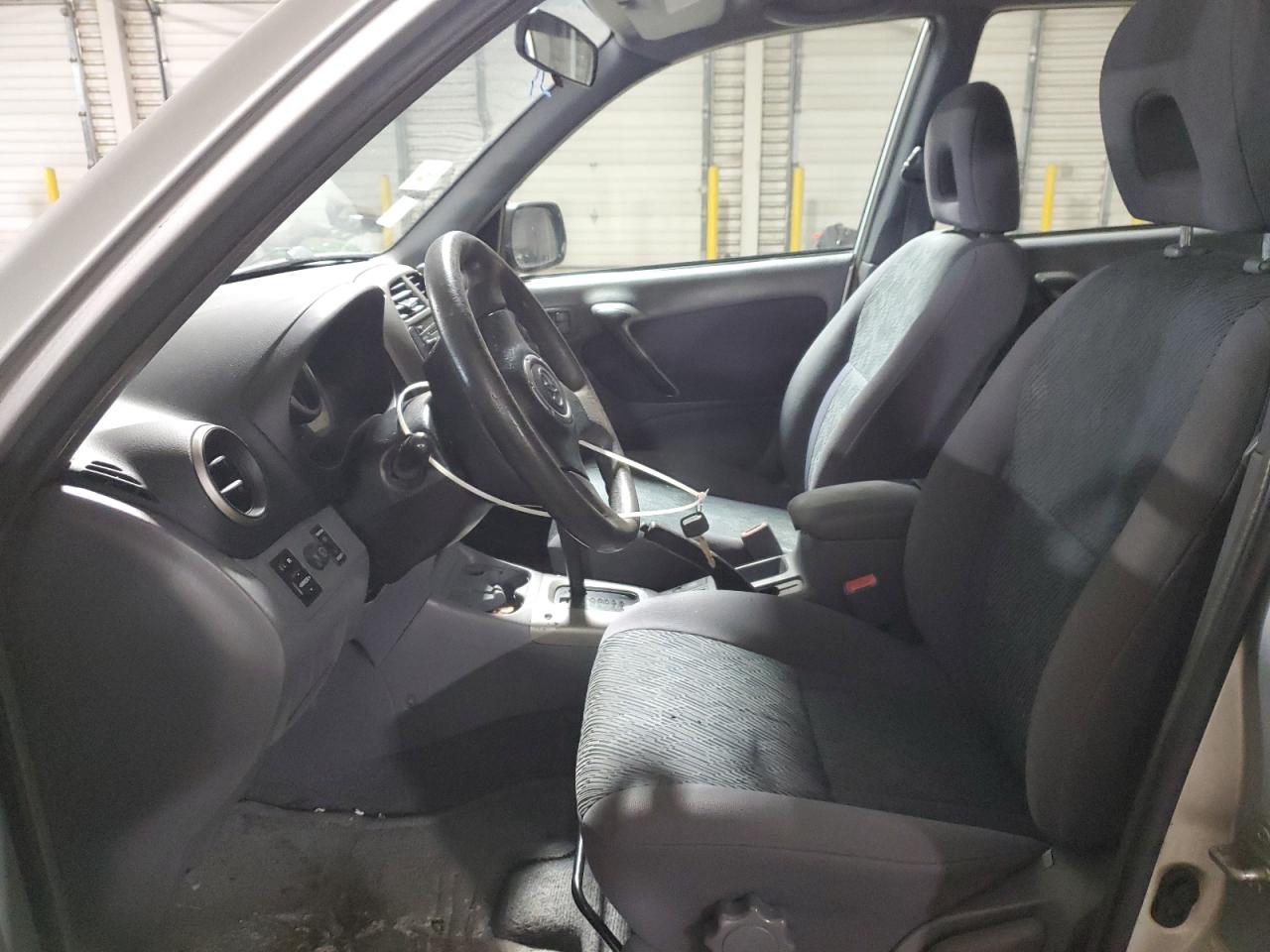 2003 Toyota RAV 4 - Image 7