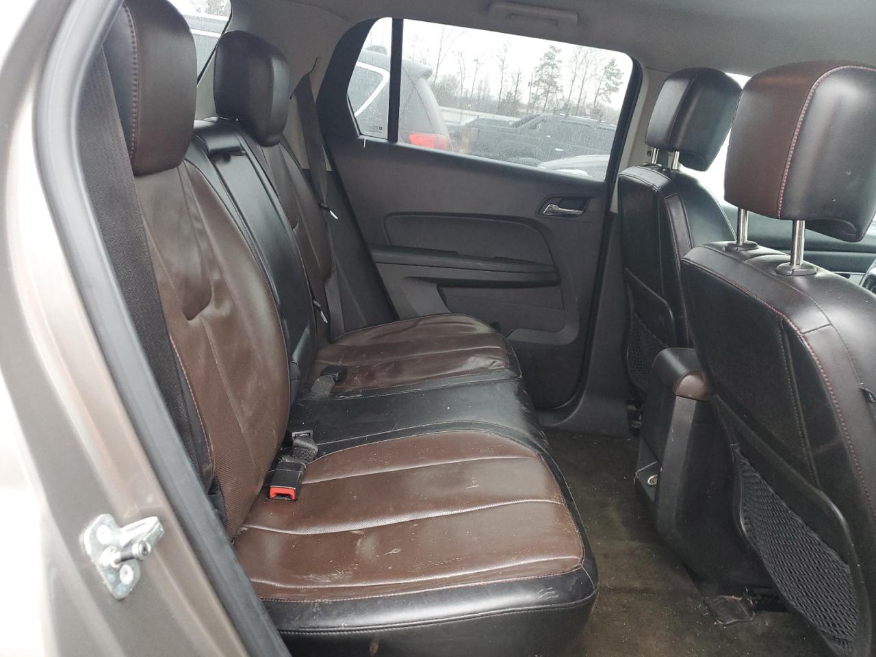 2010 GMC Terrain - Image 10