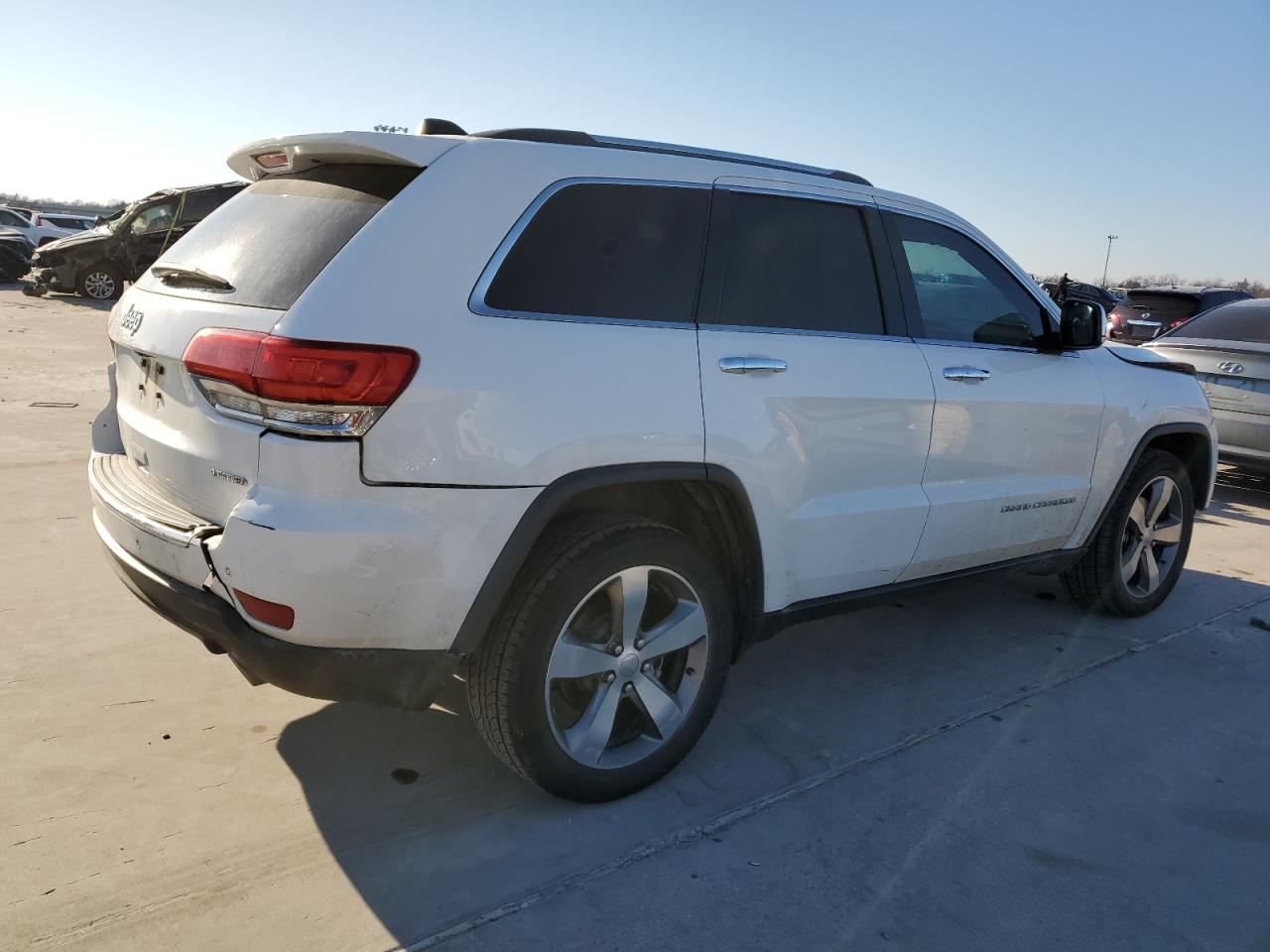 2015 Jeep Grand Cherokee - Image 3