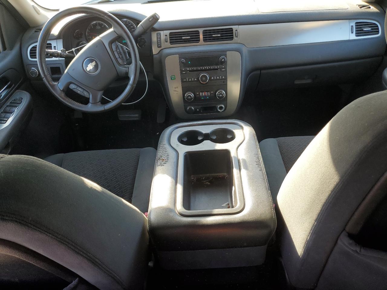 2007 Chevrolet Tahoe - Image 8