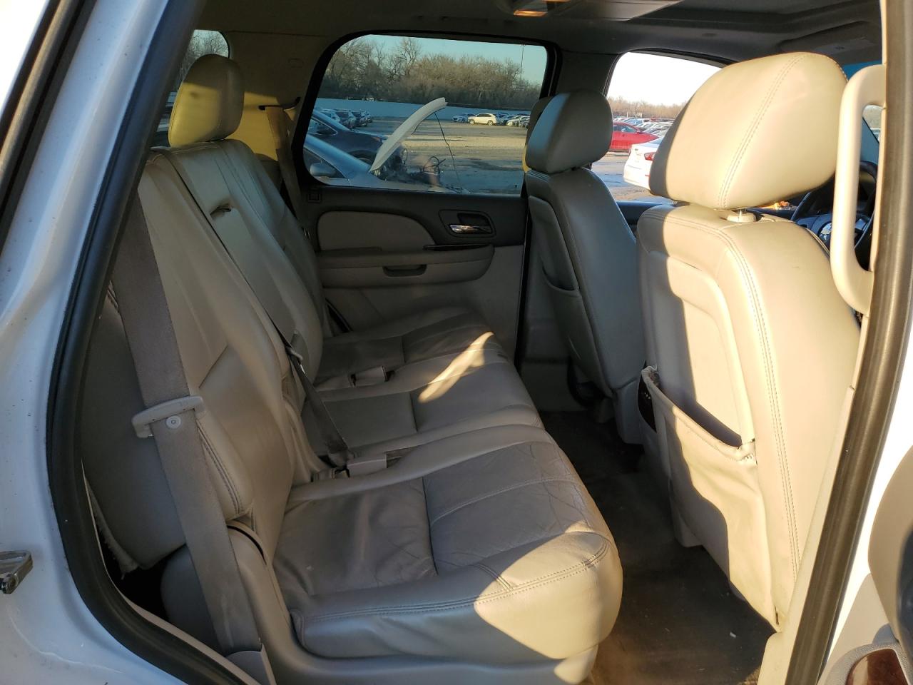 2011 Chevrolet Tahoe - Image 12
