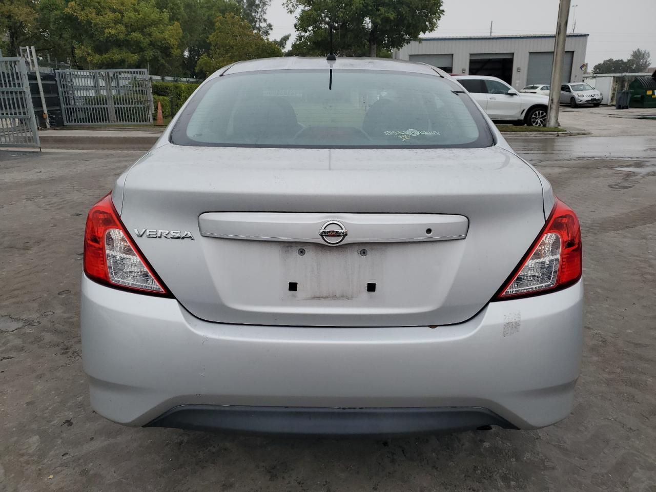 2016 Nissan Versa - Image 6