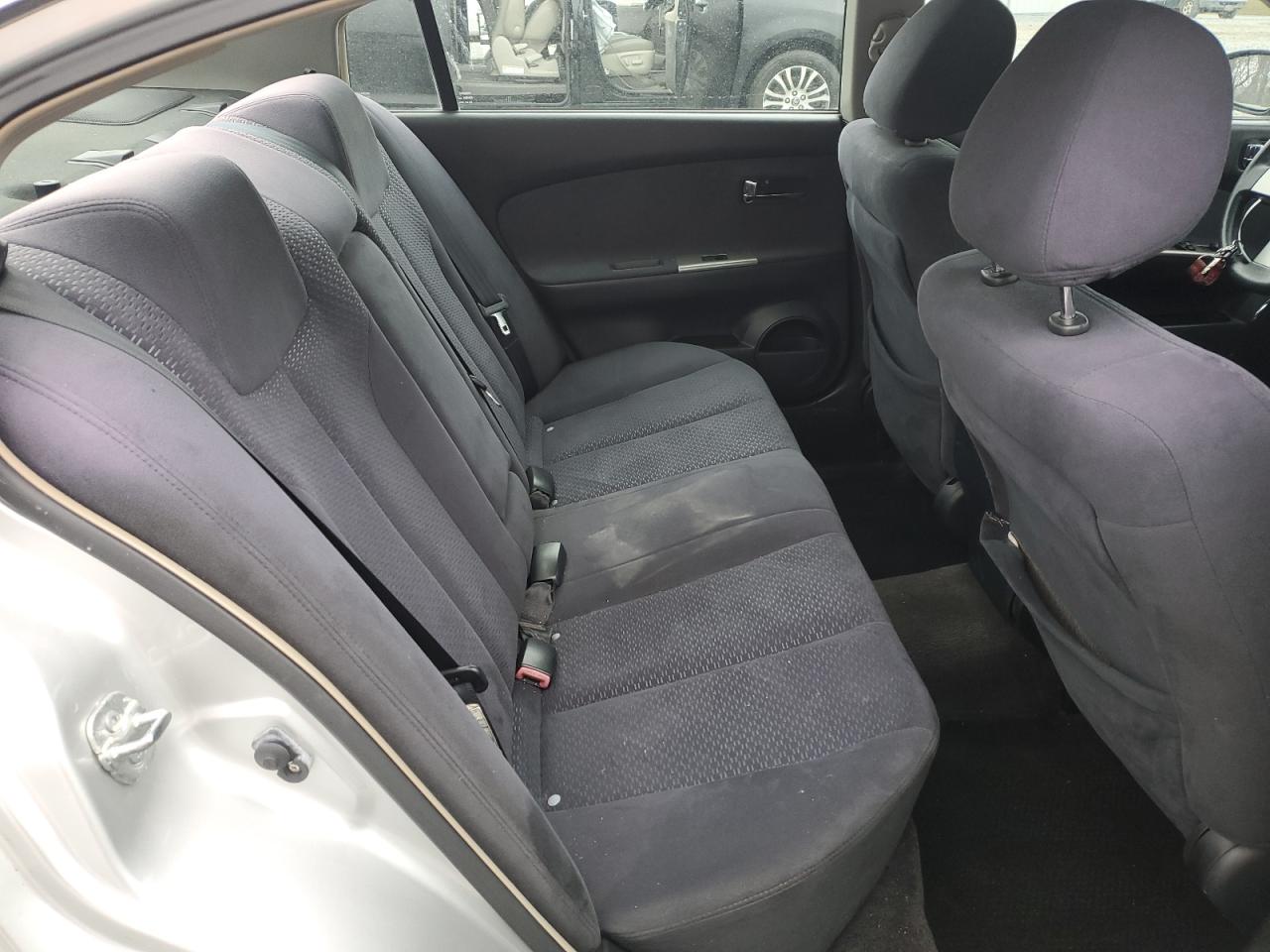 2005 Nissan Altima - Image 11