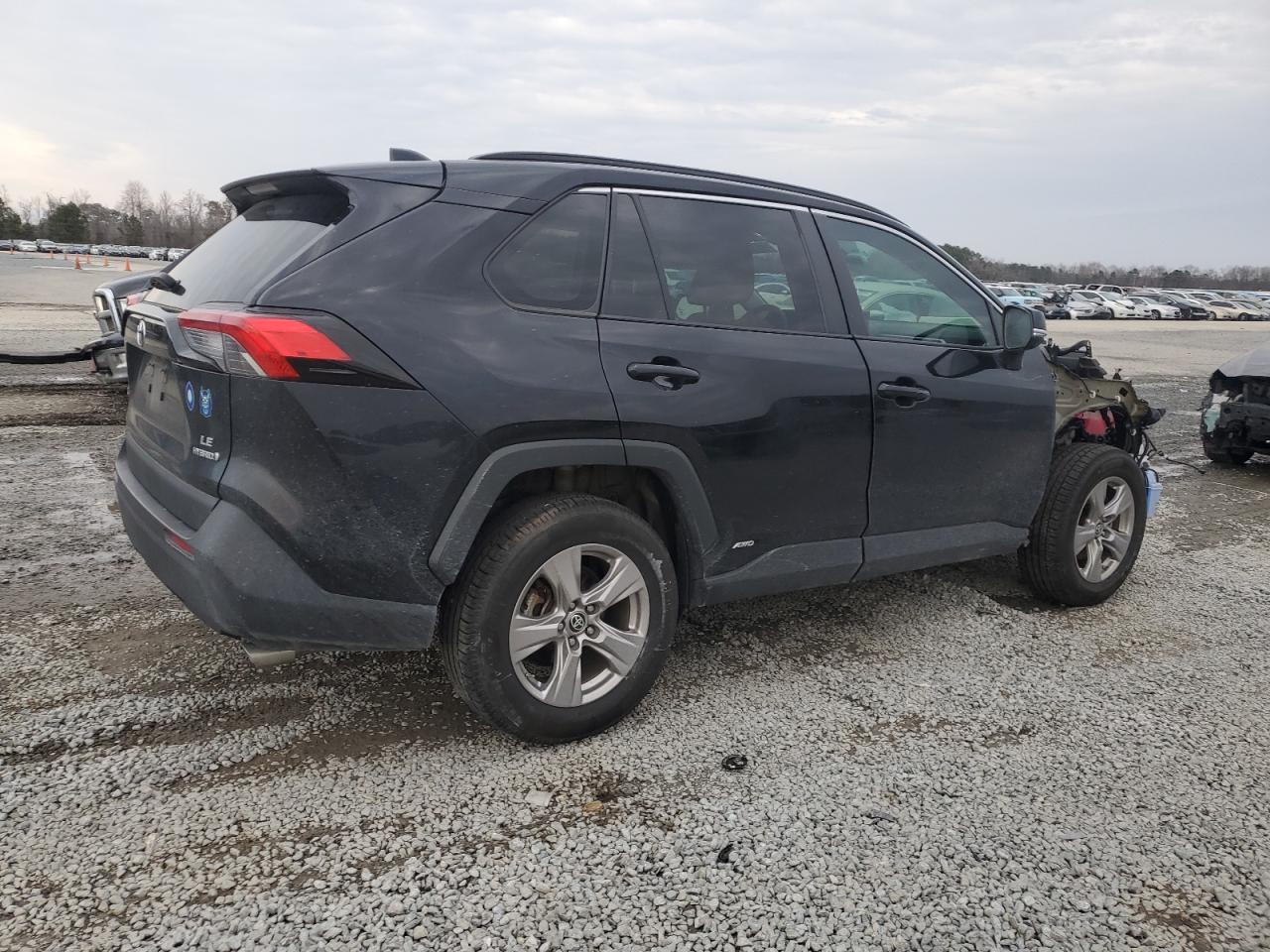 2022 Toyota RAV 4 - Image 3