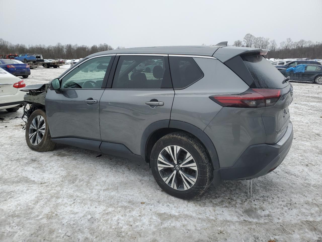 2021 Nissan Rogue - Image 2