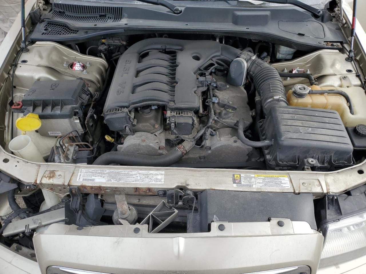 2006 Chrysler 300 - Image 12