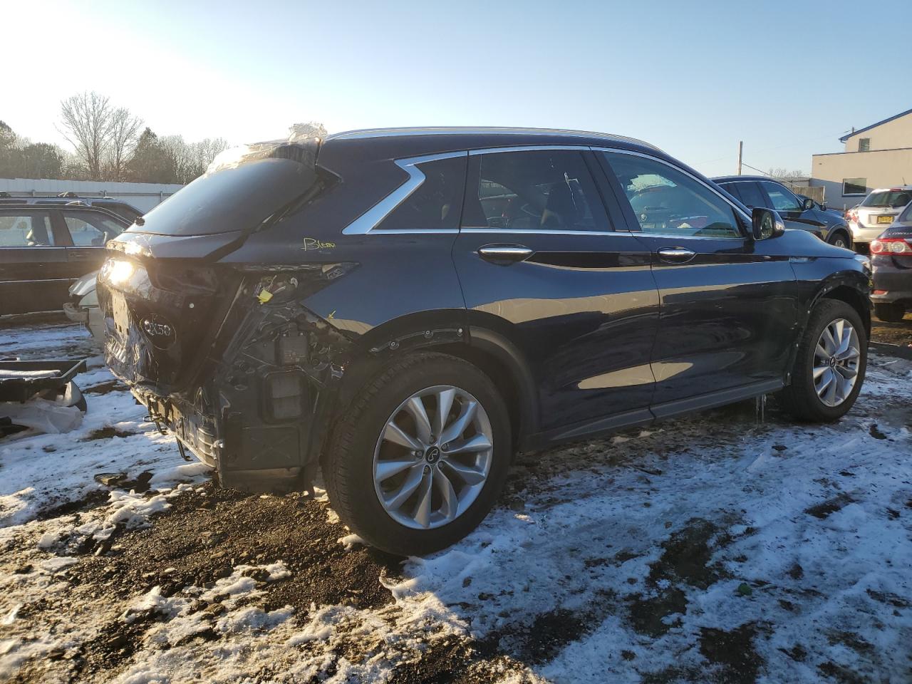 2021 Infiniti QX50 - Image 3
