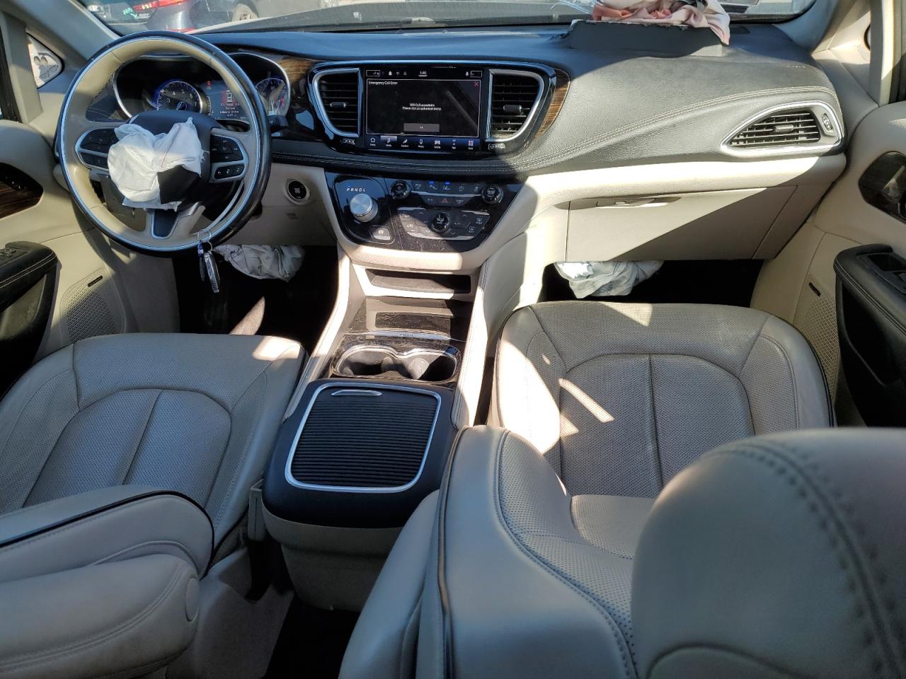 2021 Chrysler Pacifica - Image 8