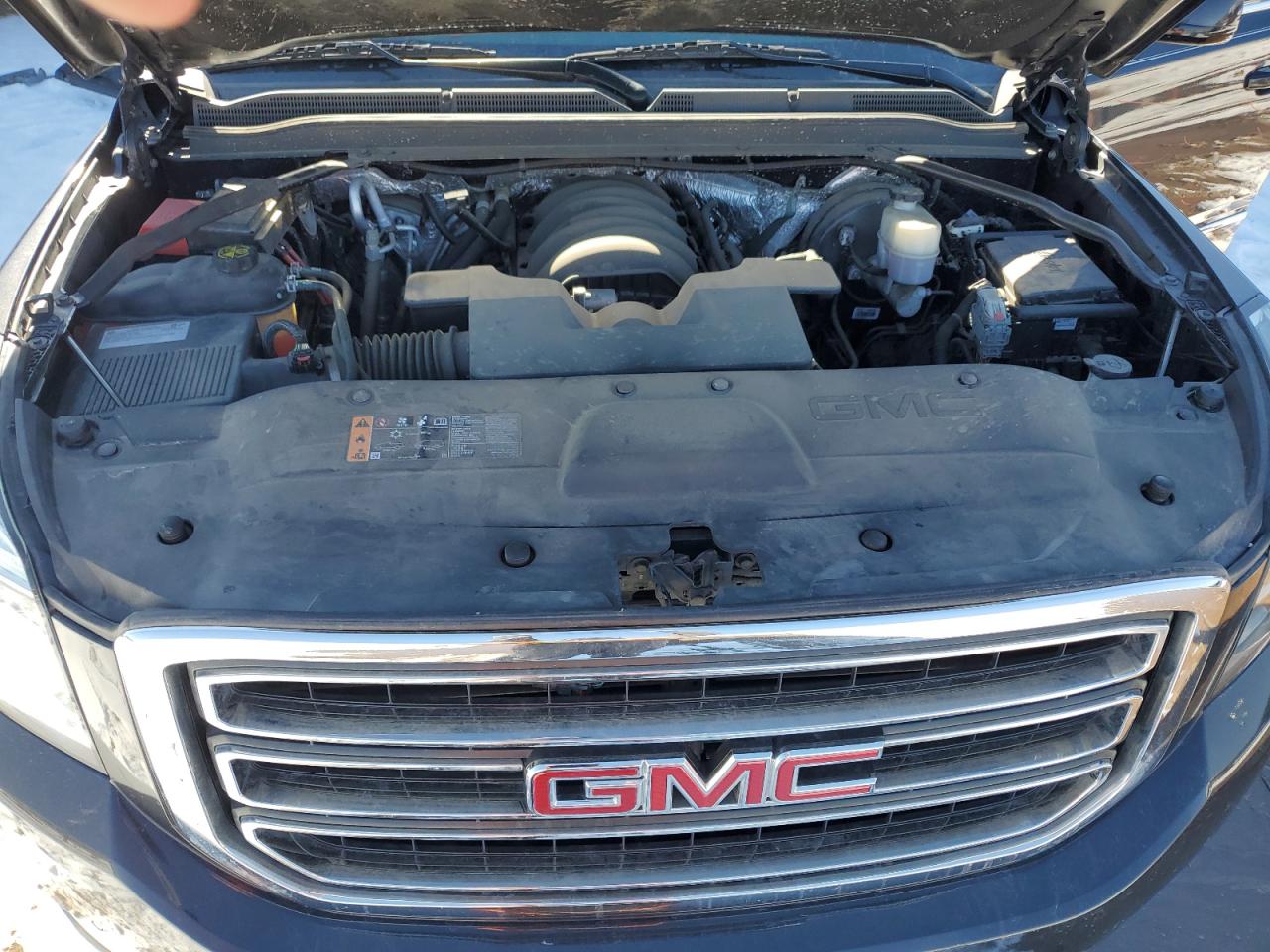 2018 GMC Yukon - Image 12