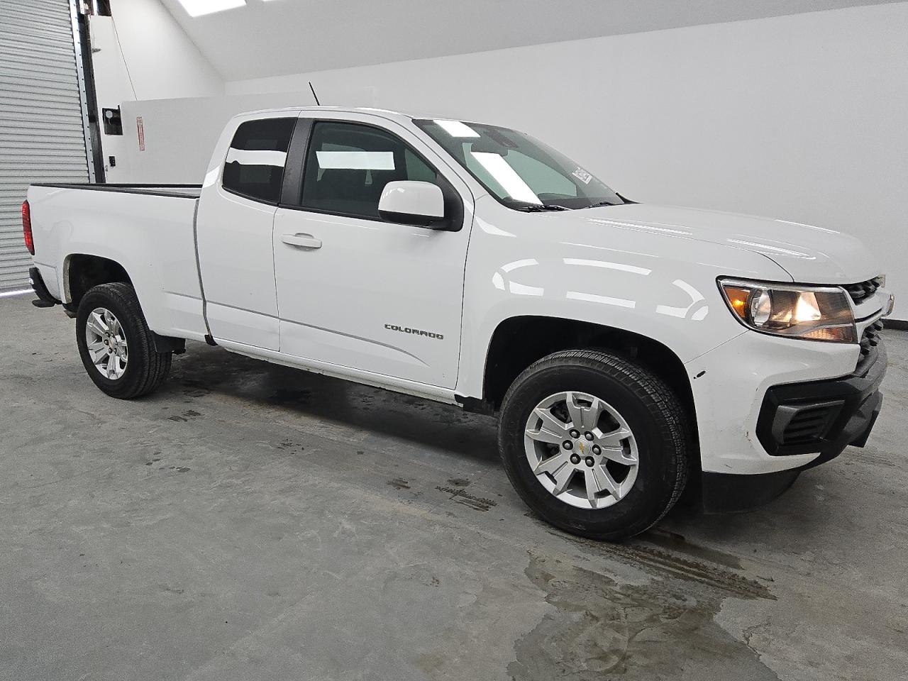 VIN 1GCHSCEA7N1160751 2022 CHEVROLET COLORADO no.4