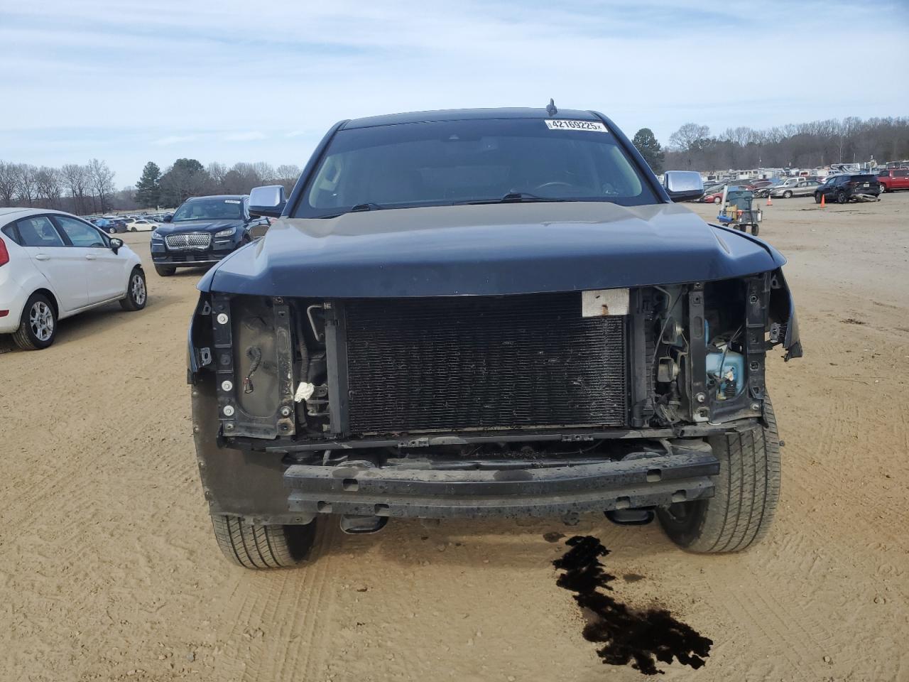 2015 Chevrolet Suburban - Image 5