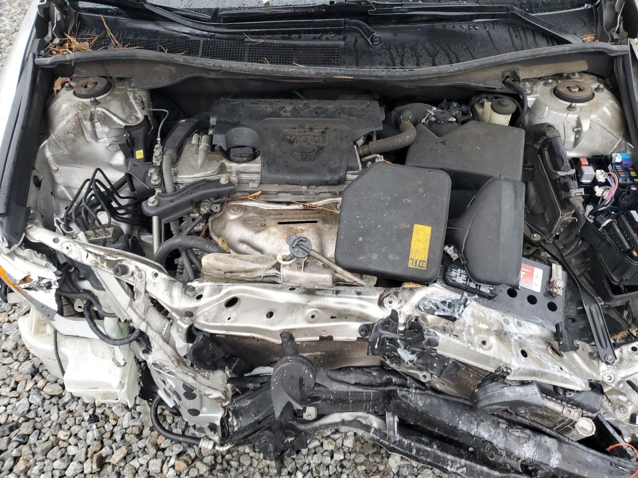2014 Toyota Camry - Image 11