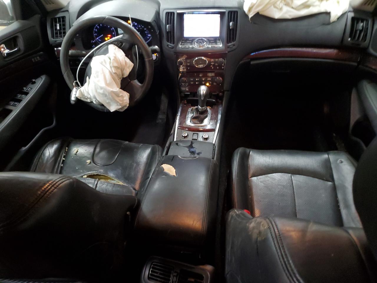 2011 Infiniti G - Image 8