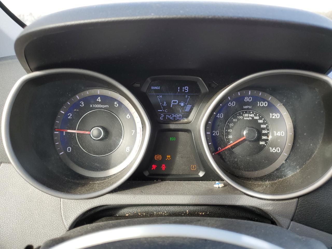 2014 Hyundai Elantra - Image 9