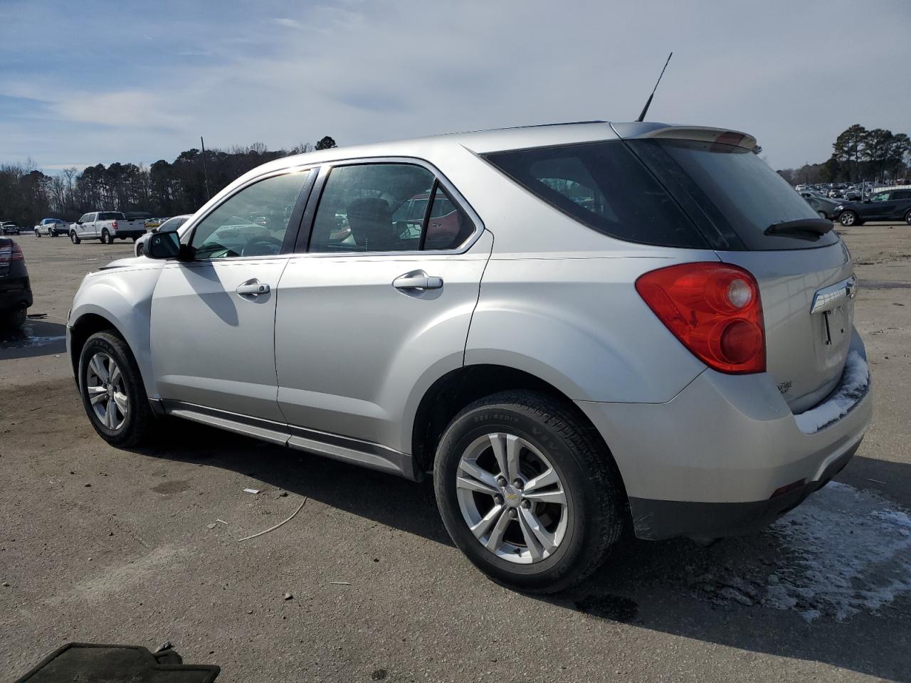 2013 Chevrolet Equinox - Image 2