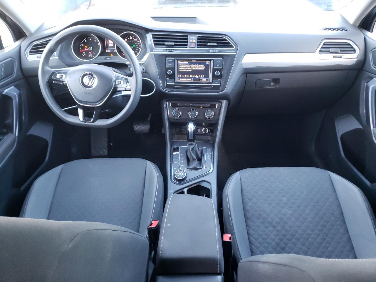 2021 Volkswagen Tiguan - Image 8