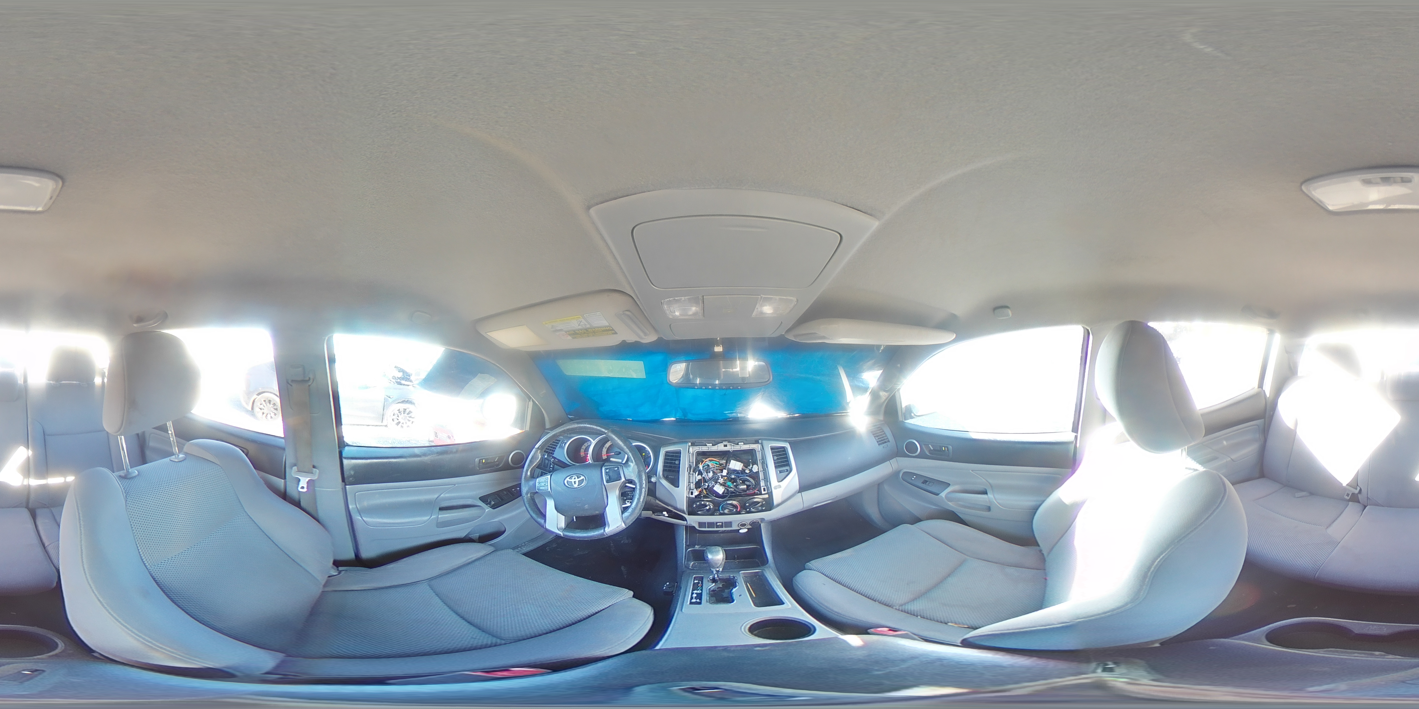 2012 Toyota Tacoma - Image 15