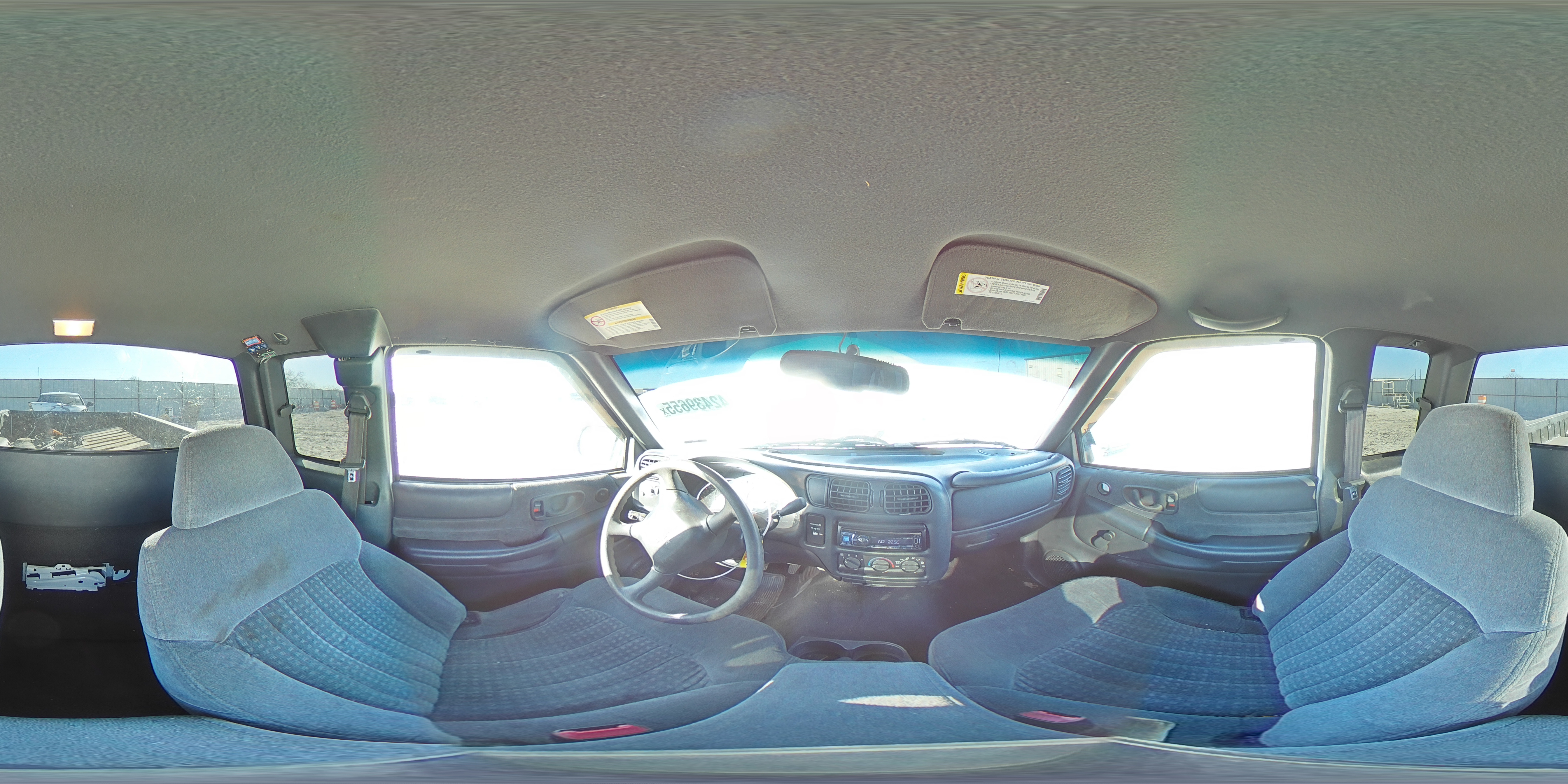 2001 Chevrolet S-10 Pickup - Image 13