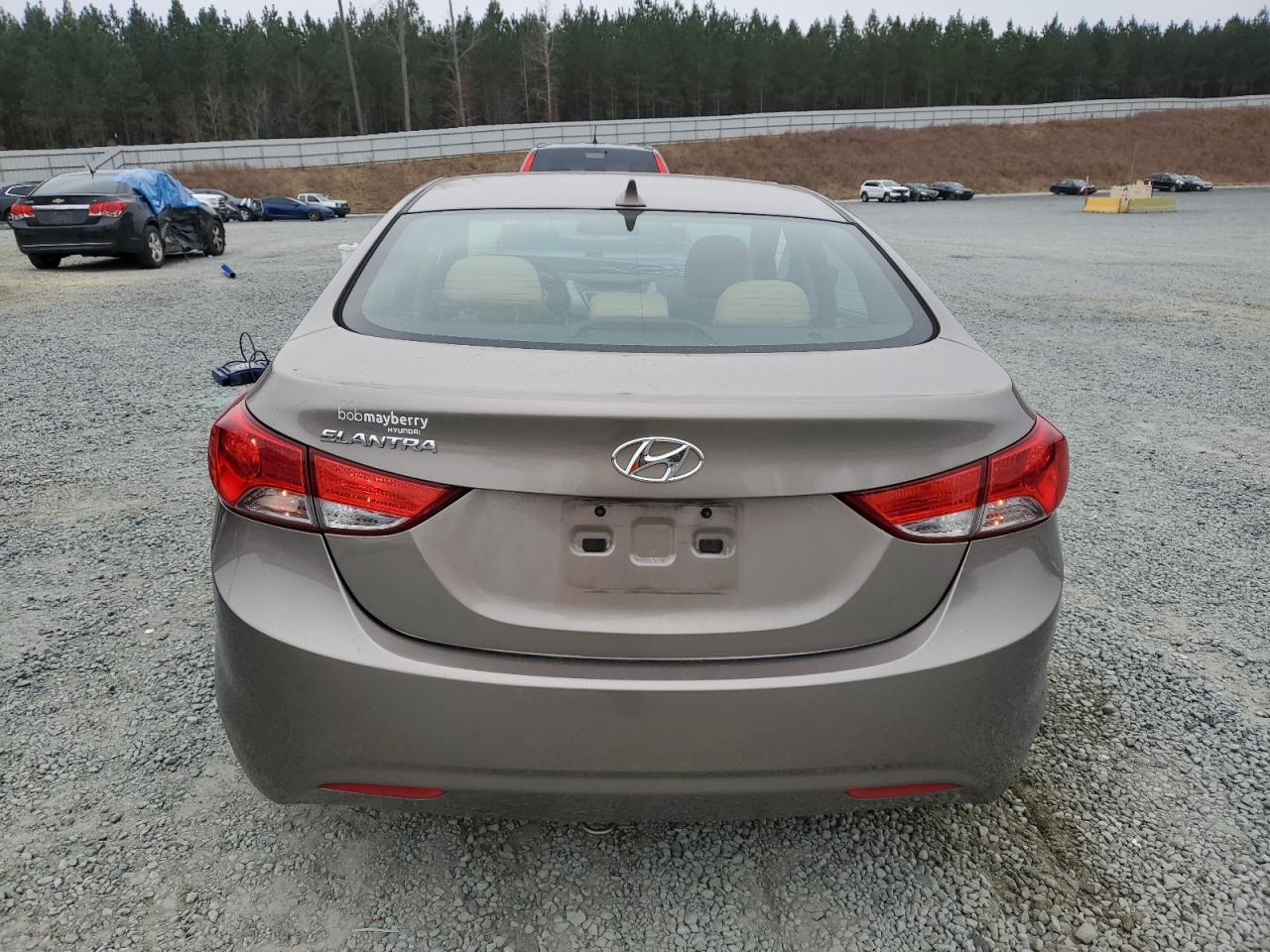 2013 Hyundai Elantra - Image 6