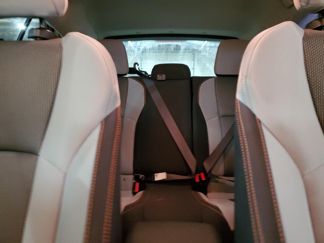 2018 Subaru XV - Image 10