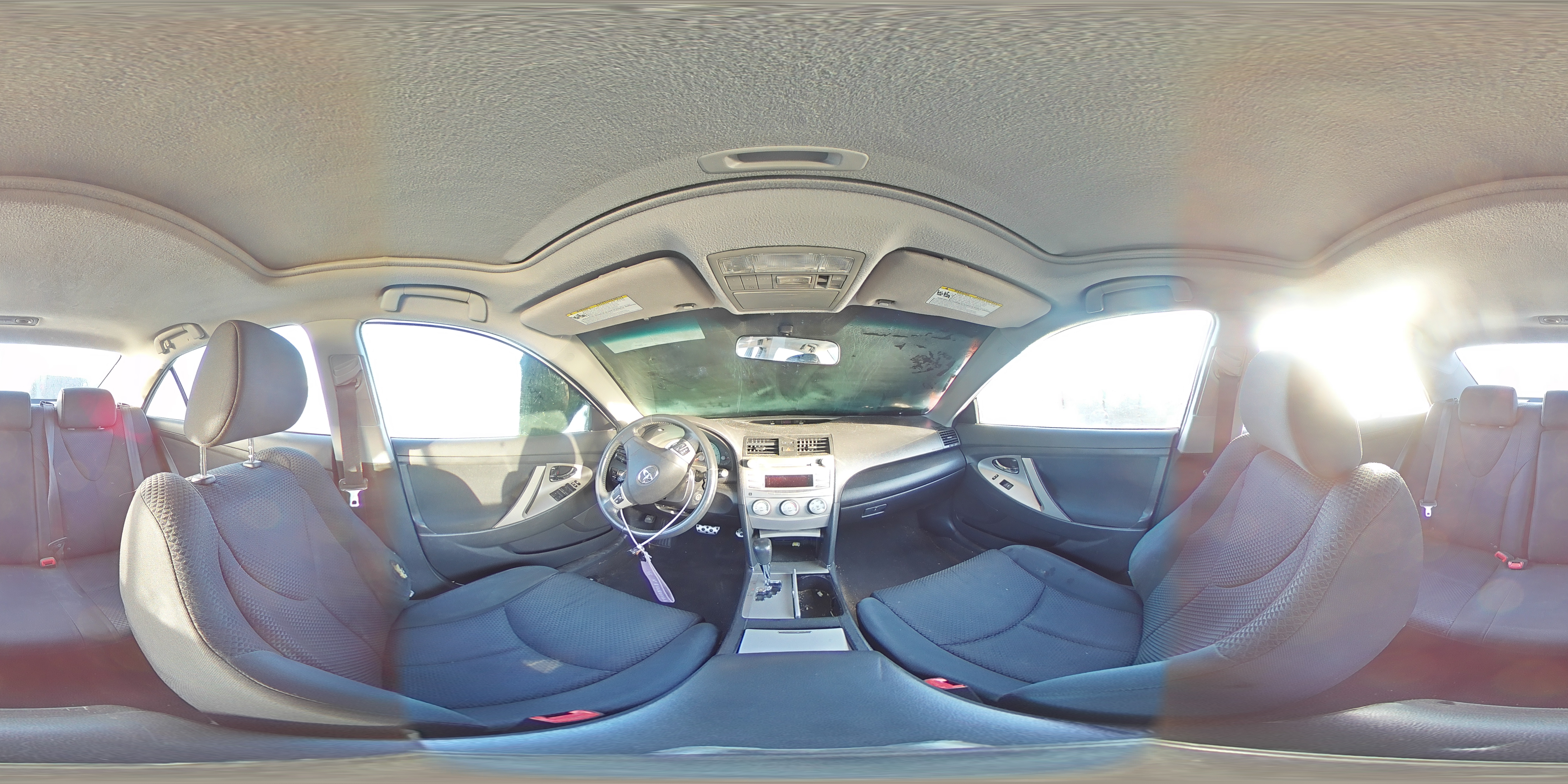 2011 Toyota Camry - Image 13