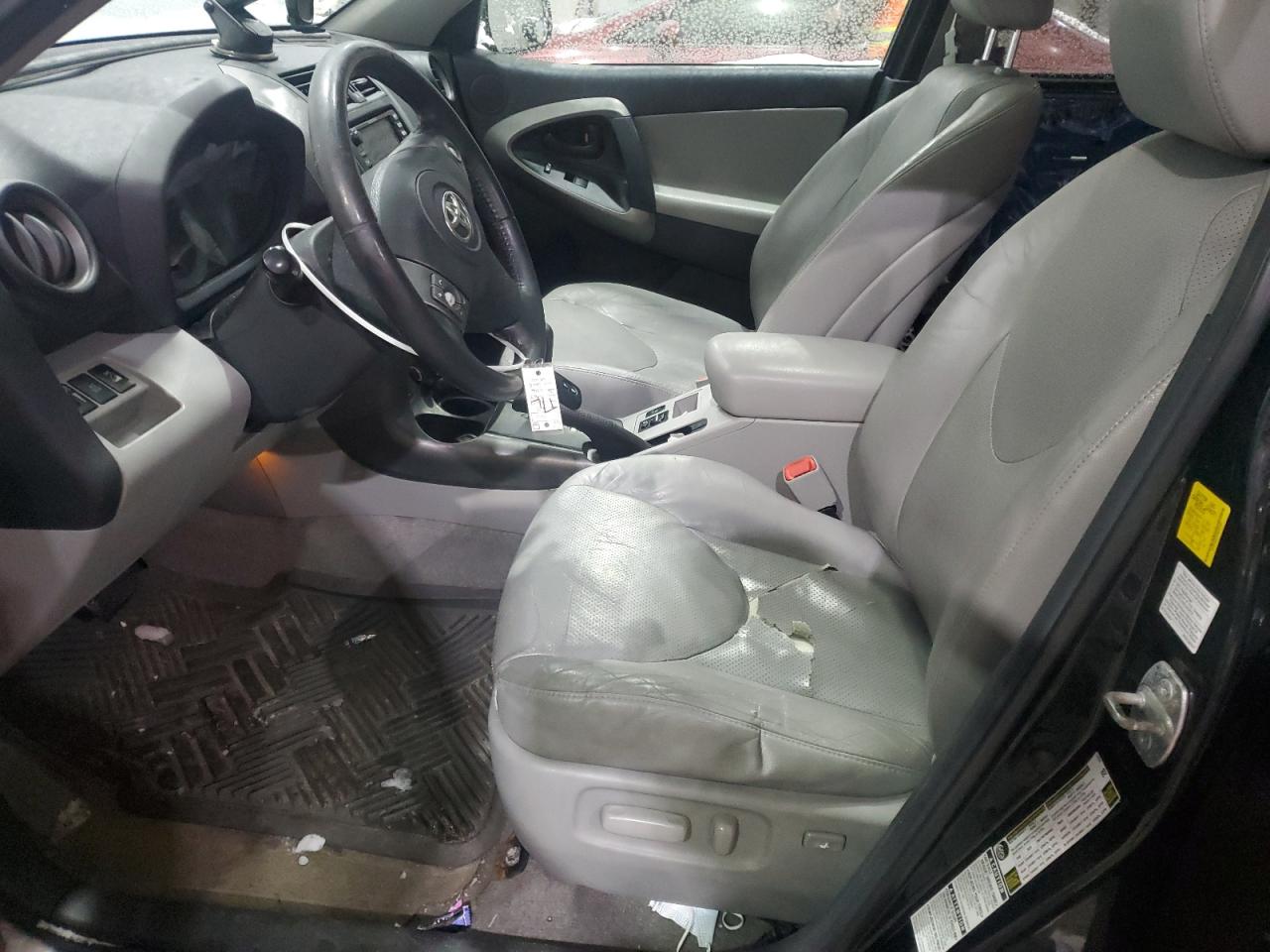 2010 Toyota RAV 4 - Image 7