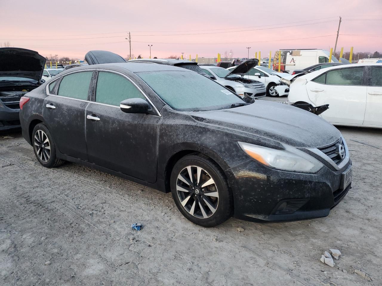 2018 Nissan Altima - Image 4