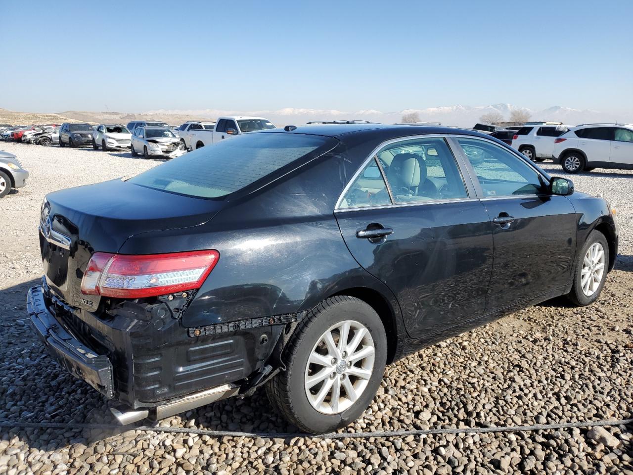 2010 Toyota Camry - Image 3