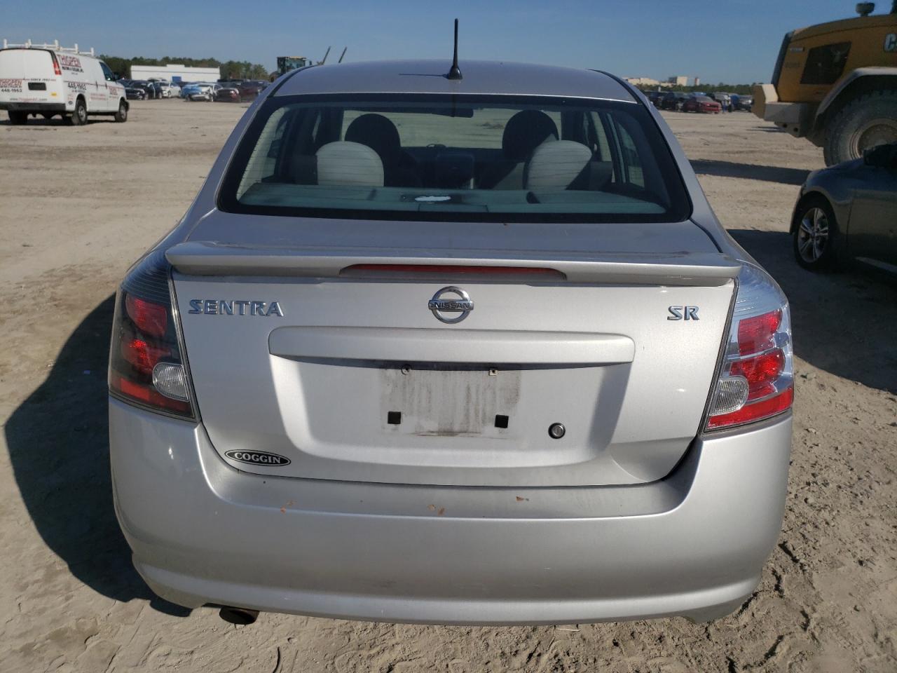 2010 Nissan Sentra - Image 6