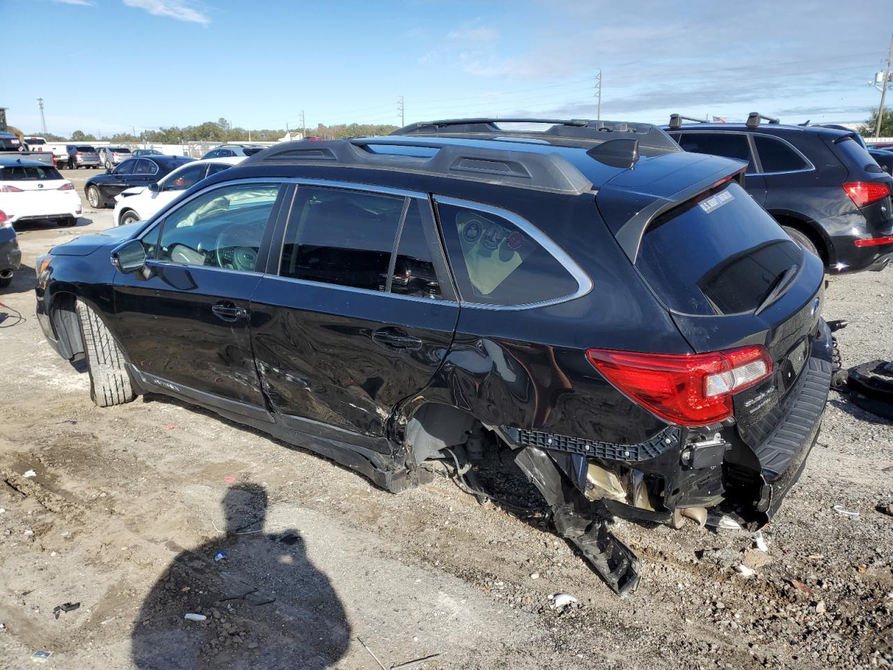 2017 Subaru Outback - Image 2