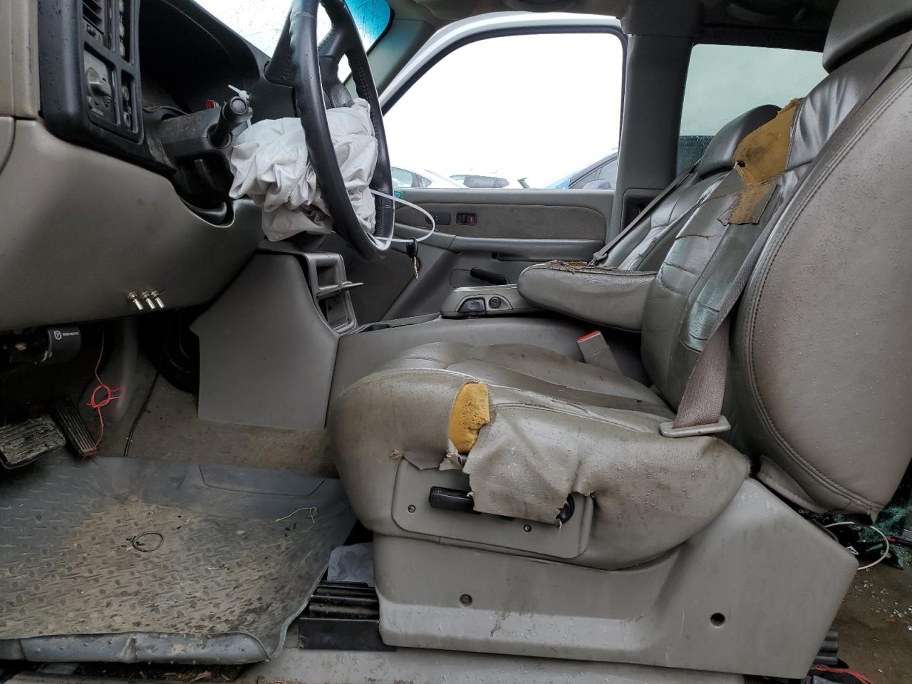 2002 GMC Sierra - Image 7