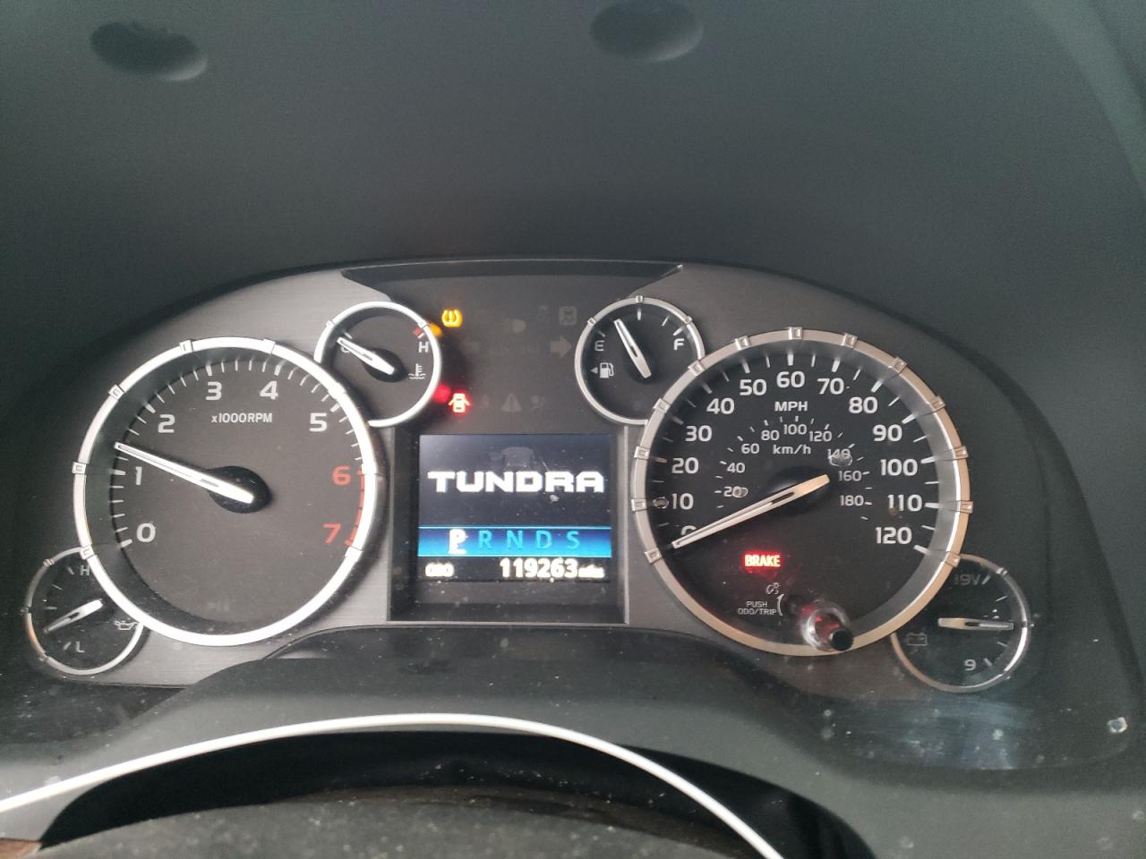 2014 Toyota Tundra - Image 9