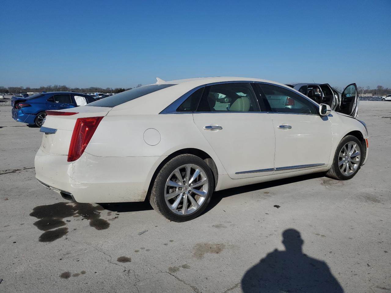 2014 Cadillac XTS - Image 3