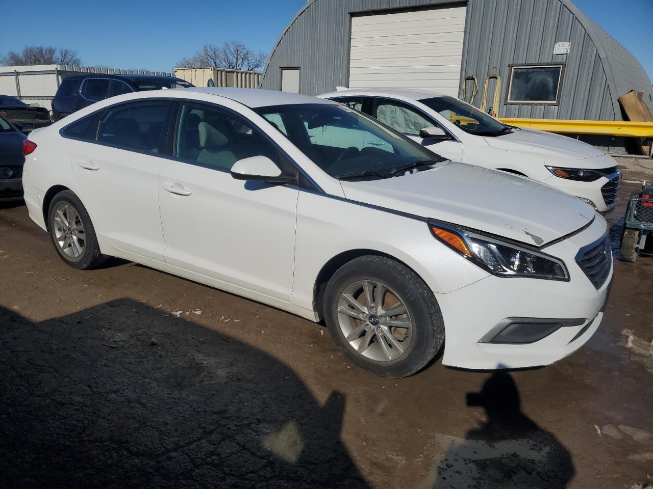 2017 Hyundai Sonata - Image 4