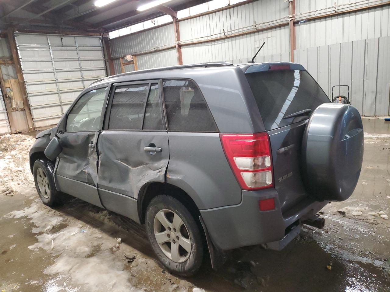 2006 Suzuki Grand Vitara - Image 2