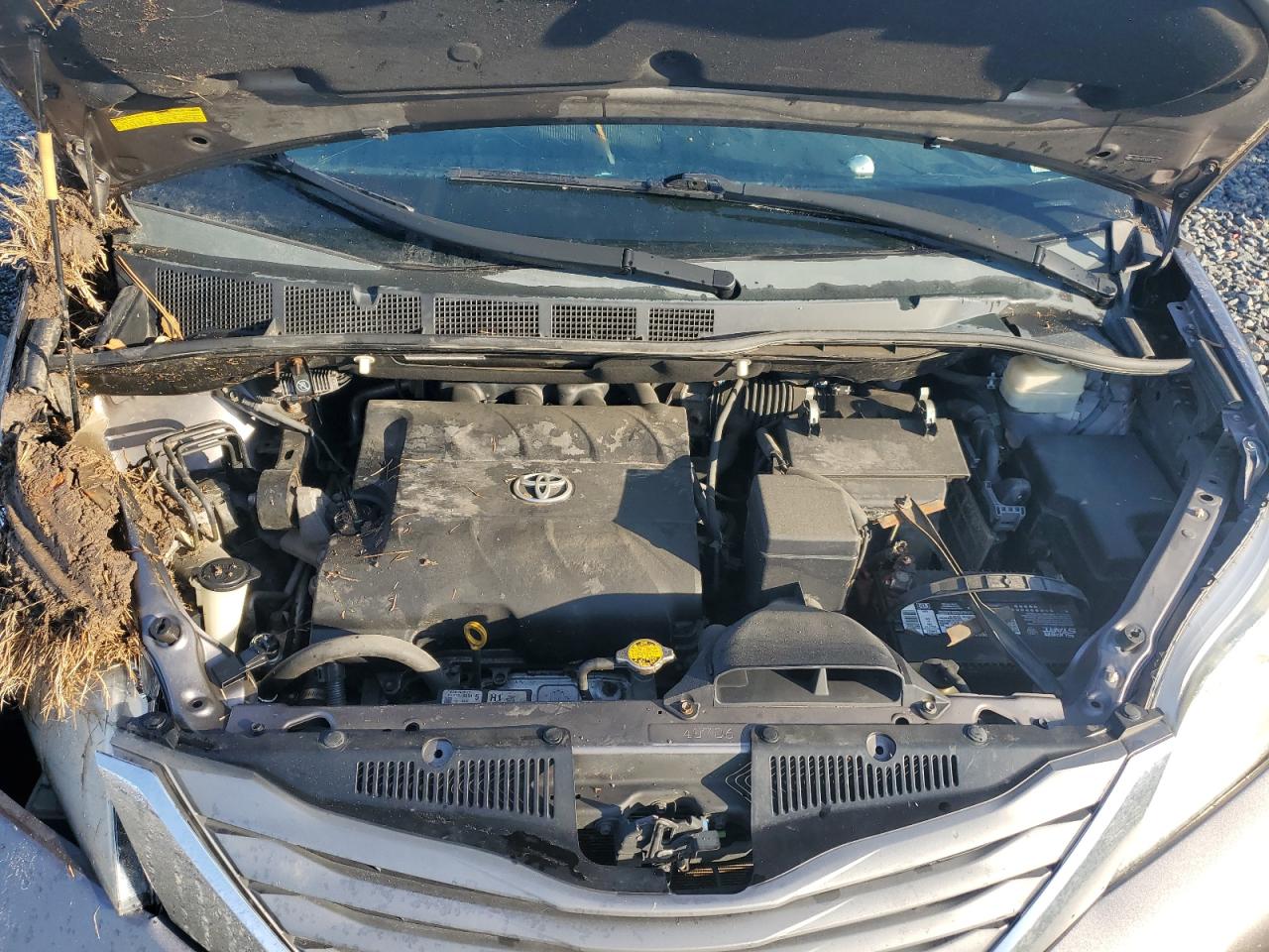 2011 Toyota Sienna - Image 14