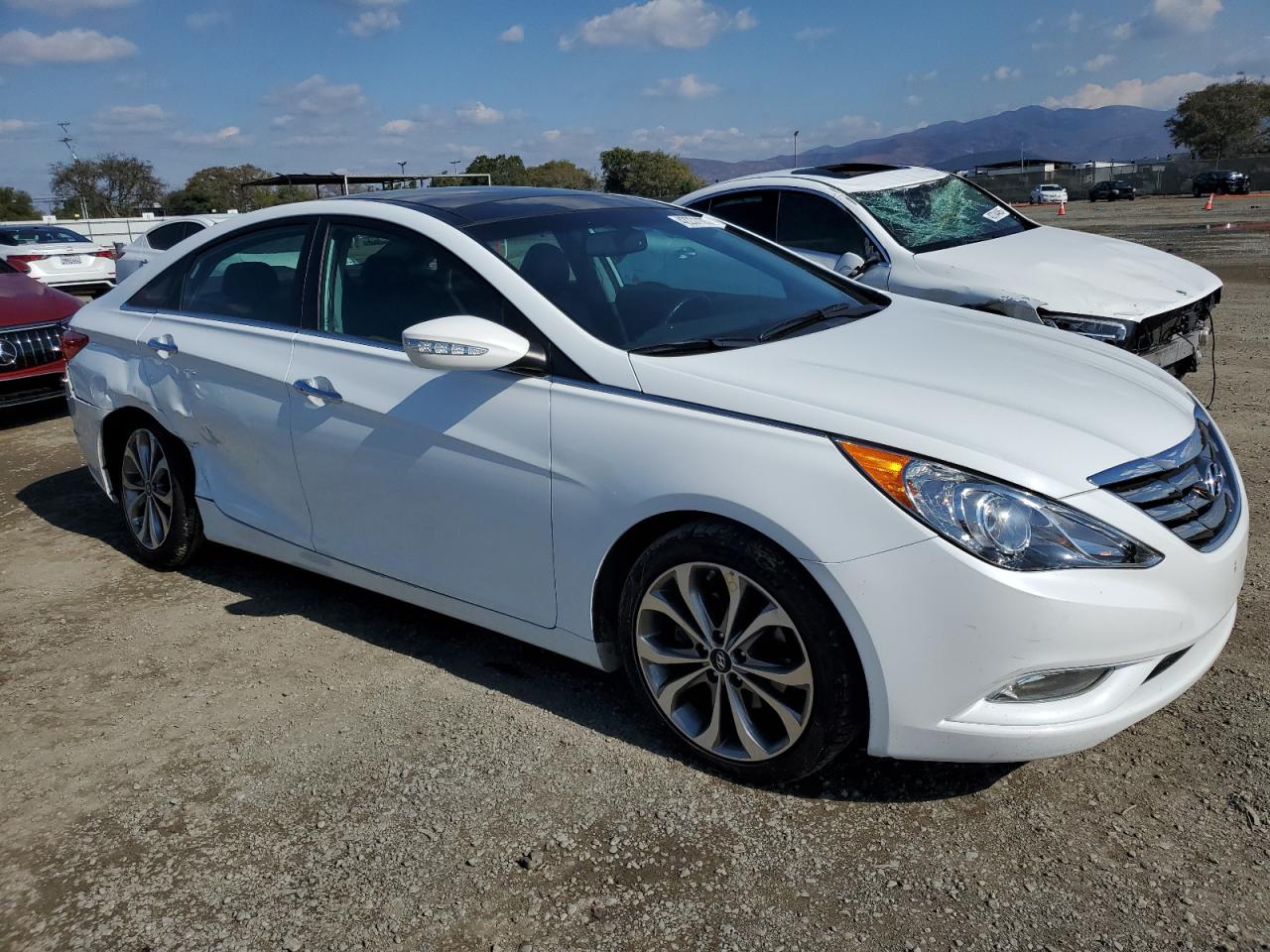 2013 Hyundai Sonata - Image 4