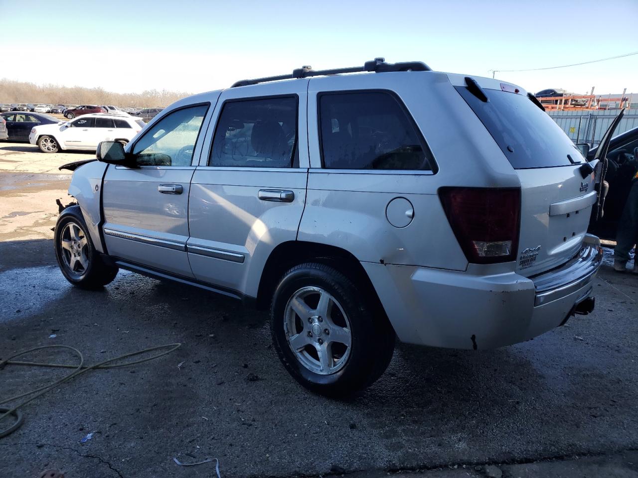 2007 Jeep Grand Cherokee - Image 2