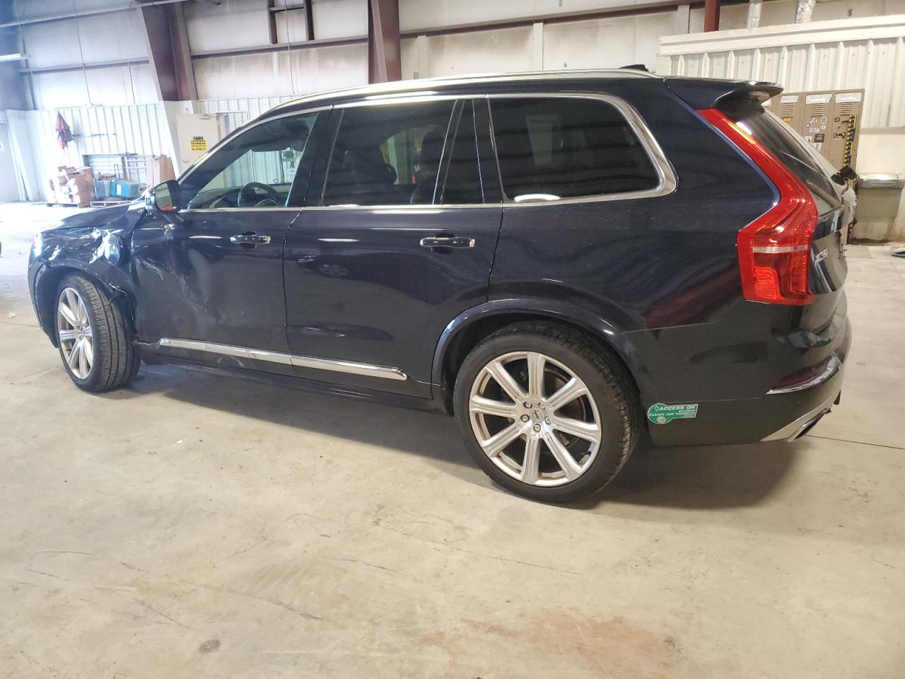 VIN YV4BC0PL4G1066245 2016 VOLVO XC90 no.2