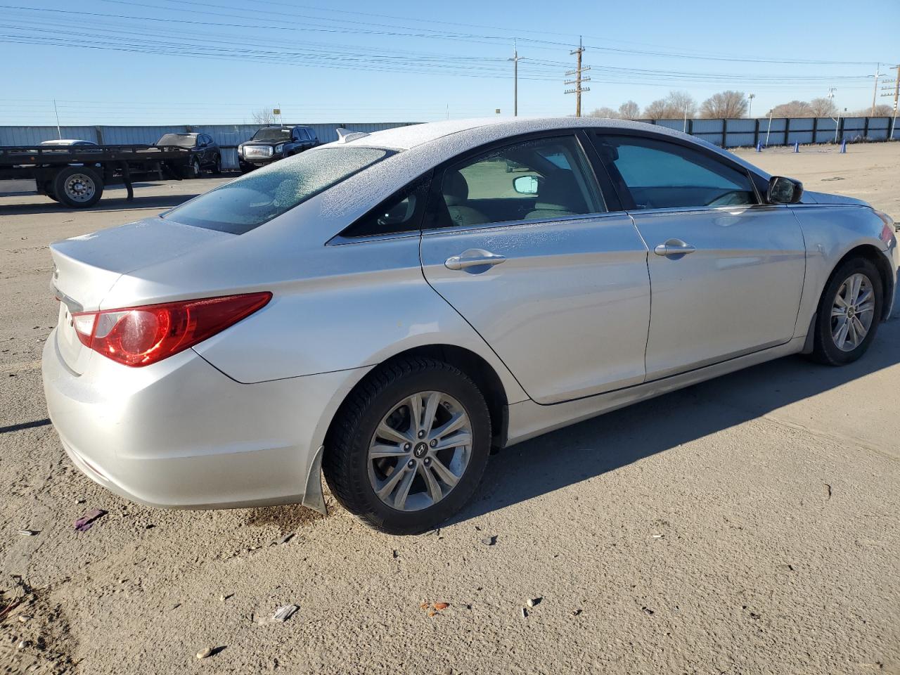 2013 Hyundai Sonata - Image 3