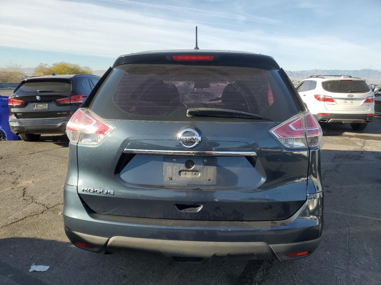 2015 Nissan Rogue - Image 6