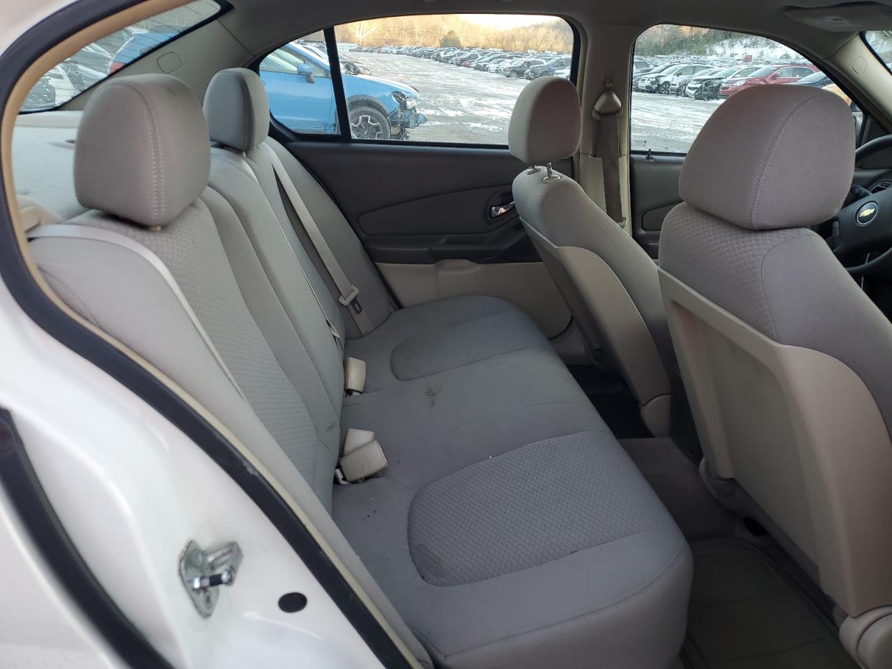 2008 Chevrolet Malibu - Image 10