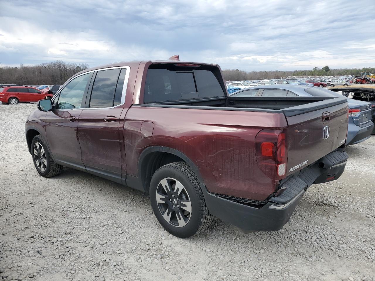 2020 Honda Ridgeline - Image 2