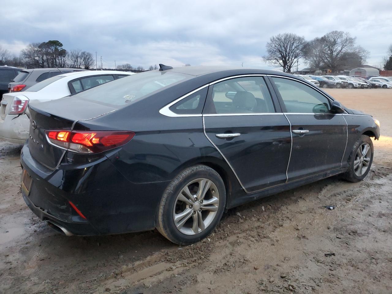 2018 Hyundai Sonata - Image 3
